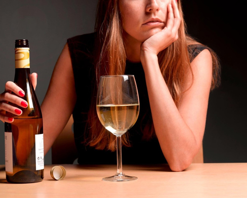 Анонимное лечение женского алкоголизма в Осташкове